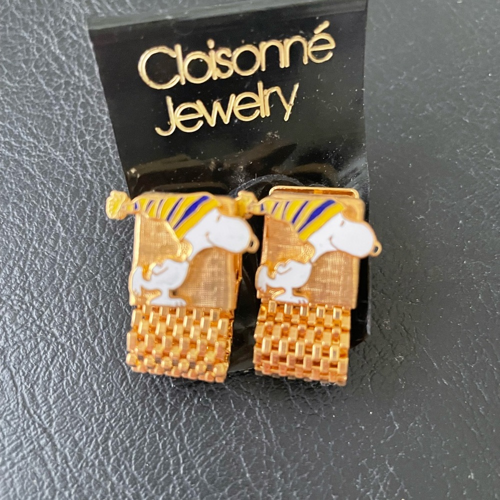Snoopy Cloisonné cuff links